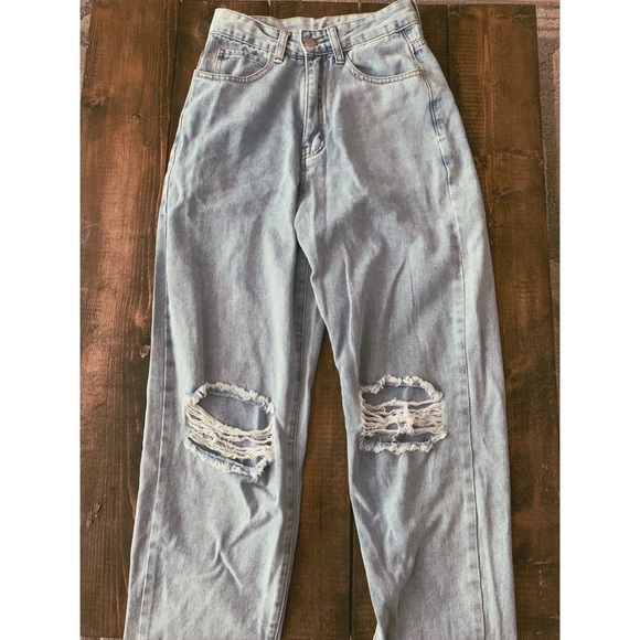 mom jeans - Picture 1 of 1